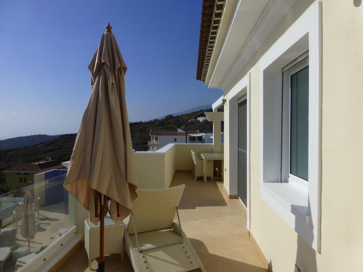 Villa Juliana Адехе Экстерьер фото