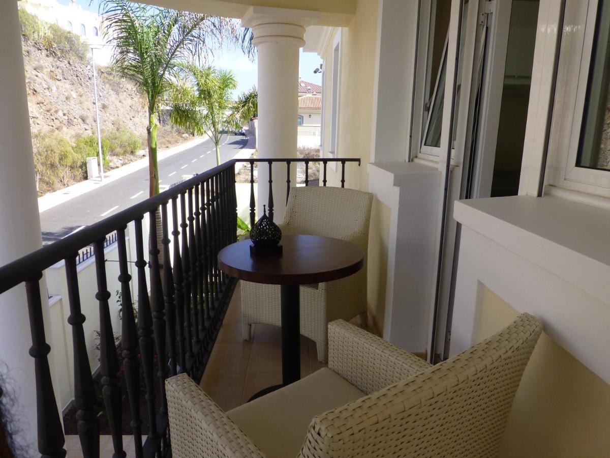 Villa Juliana Адехе Экстерьер фото