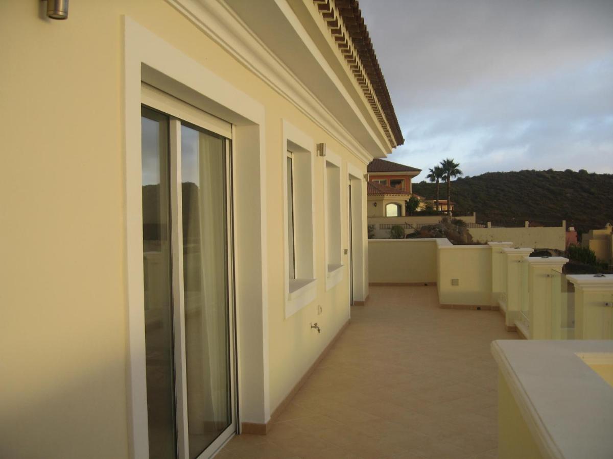 Villa Juliana Адехе Экстерьер фото