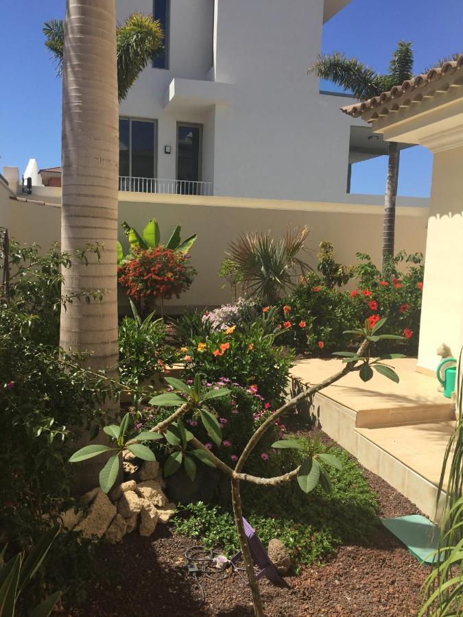 Villa Juliana Адехе Экстерьер фото